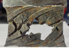 Figure i): 1(a) Photographs of failed evaporator coil
