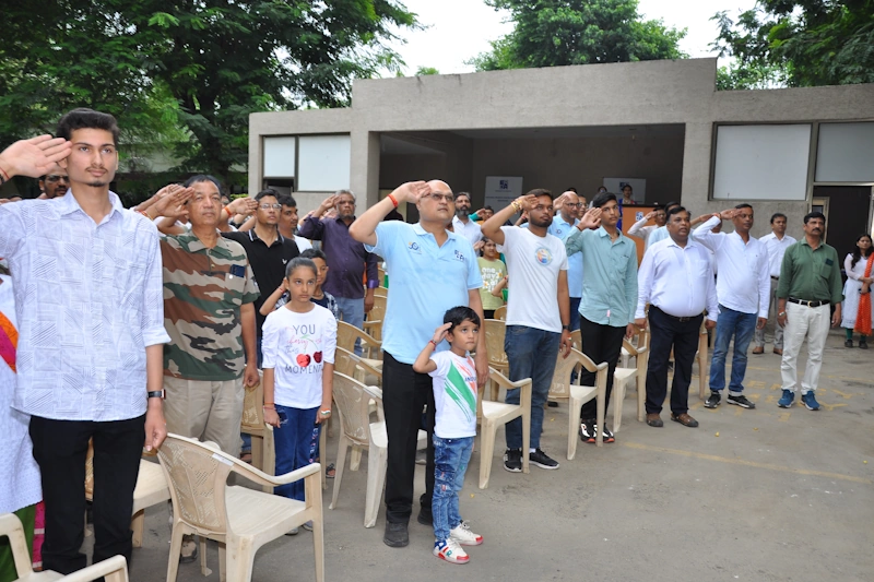 inde-3